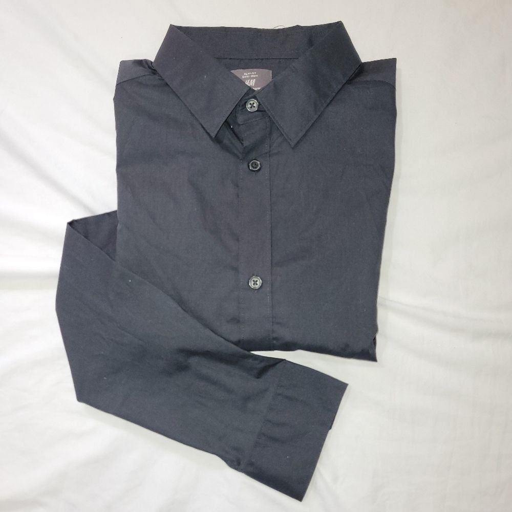 H&M Size Large Men's Black Button Up Dress Shirt